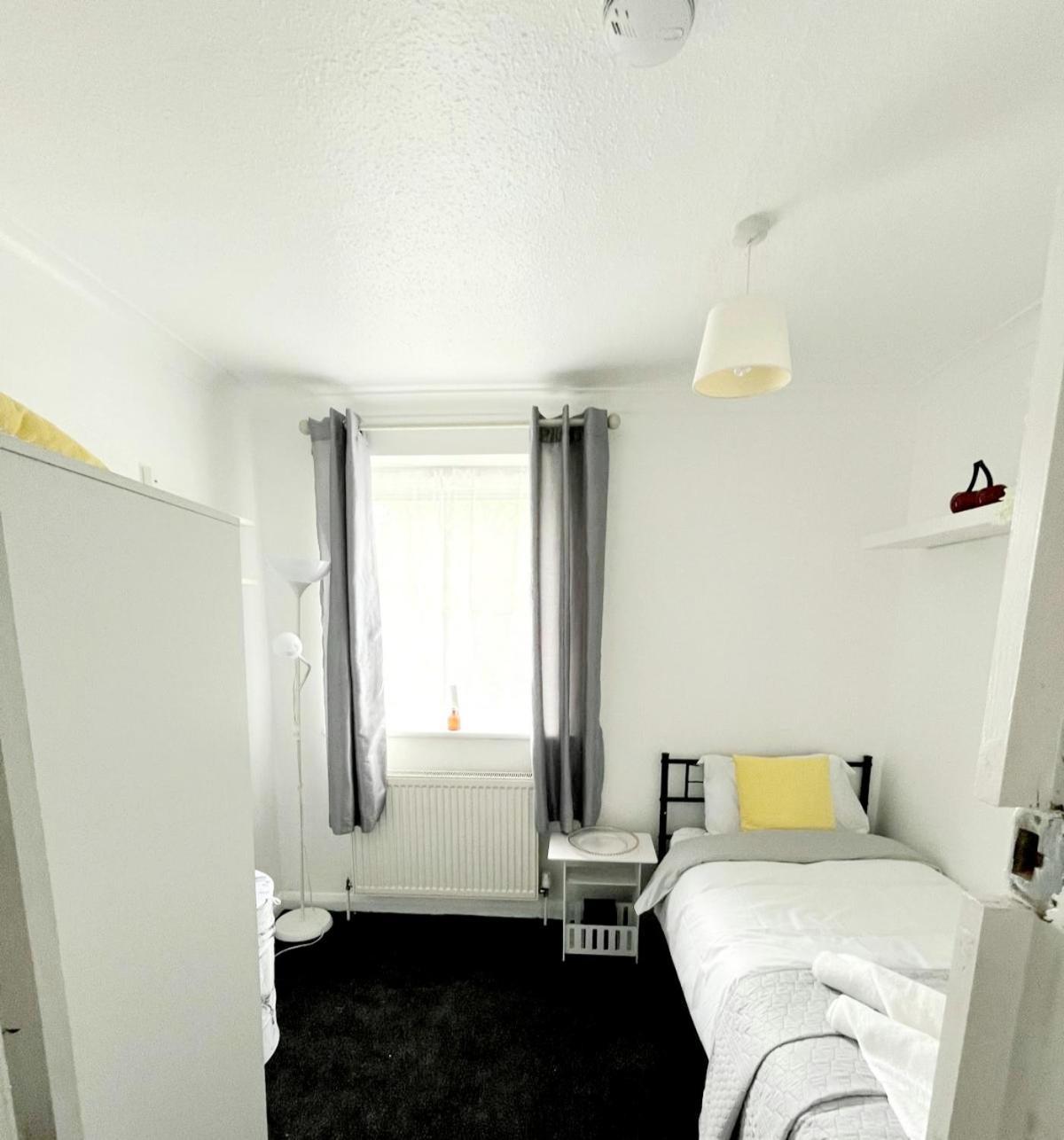 Cosy Room Stay 5 Sutton  Zewnętrze zdjęcie